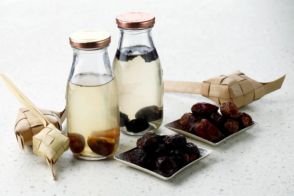 air nabeez kurma merupakan salah satu jenis infused water paling dikenal saat Ramadhan